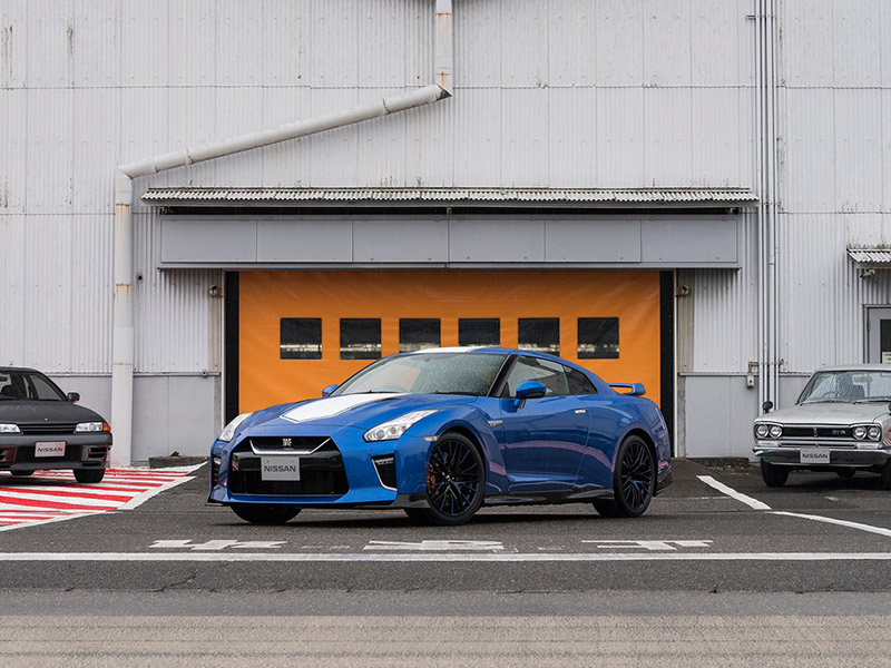 شاهد سيارة نيسان جي تي آر التي تُعرض للمرة الأولى في نيويورك